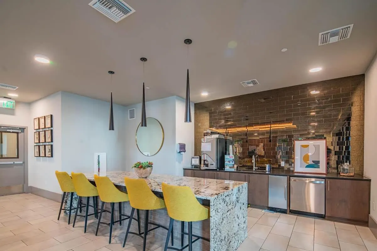 شقة Peaceful 1Br Kierland Common, Tpc Golf, Pool, Gym, W-D سكوتسدايل